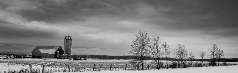Land of Ice and Snow-5-2.jpg Land of Ice and Snow-5-2.jpg
